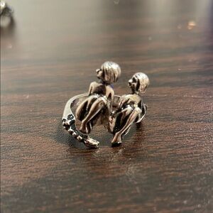 Sarah Coventry Gemini Twins ring